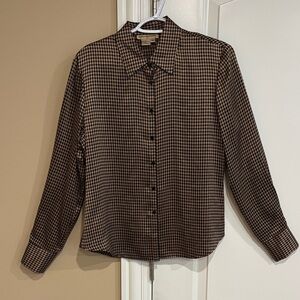 100% Silk Patrick Christopher Blouse. Size 10.